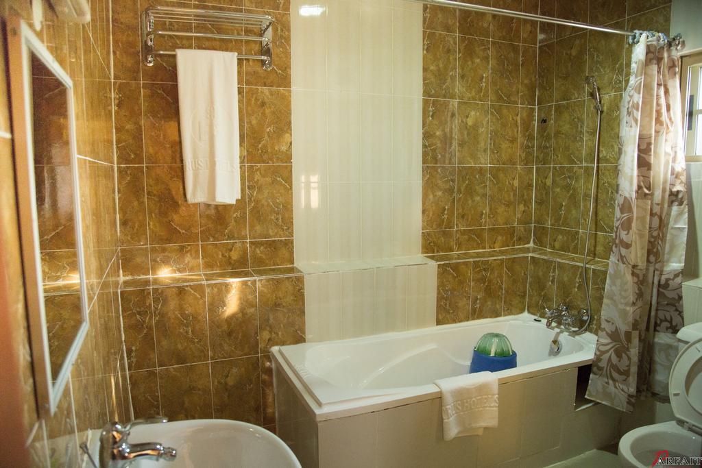 Petrus Hotels Royale Abuja Dış mekan fotoğraf