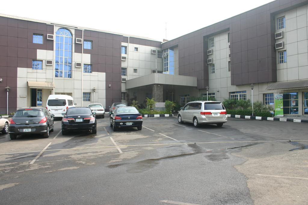 Petrus Hotels Royale Abuja Dış mekan fotoğraf