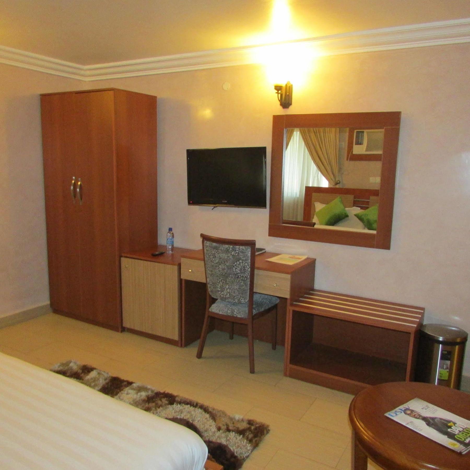 Petrus Hotels Royale Abuja Dış mekan fotoğraf